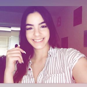 Meet your Posher, Isabella